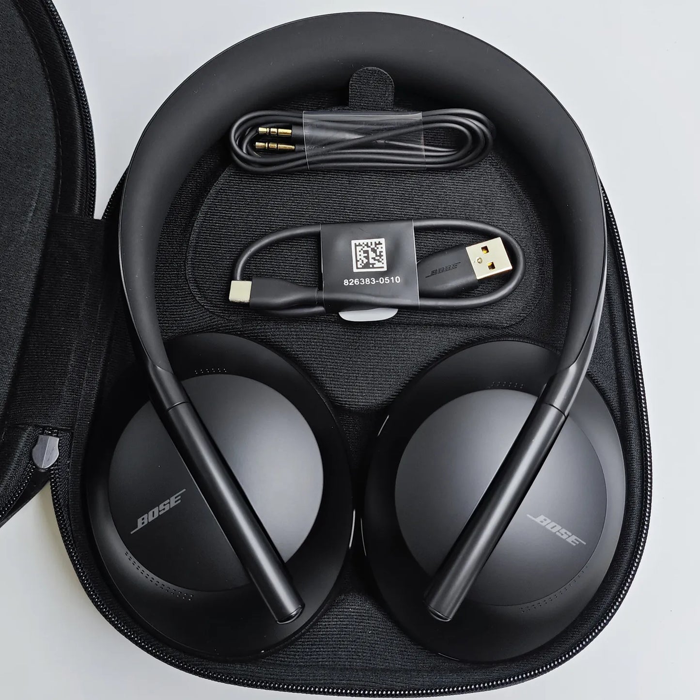 Audífonos Bose 700 Tipo Diadema con Cancelación de Ruido Total y Bluetooth